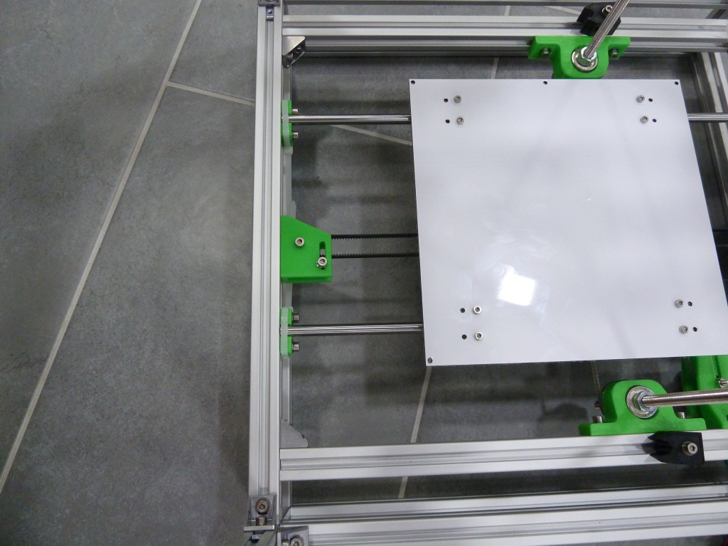 Y Umlenkung und Riemenspanner von oben