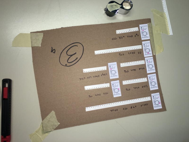 Datei:Chimeworkshop 2015 smd Teile.JPG