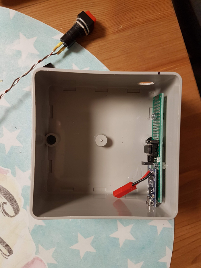 Flaschenlampe Platine montiert.jpeg