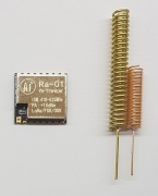 Ra-01 Ai-Thinker LoRa Modul 443 MHz und Antennen.jpg