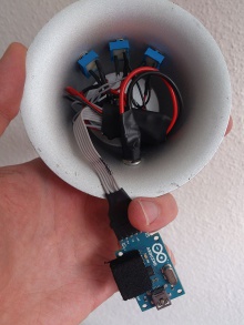 Im Sockel, Arduino Mini unter Schrumpfschlauch