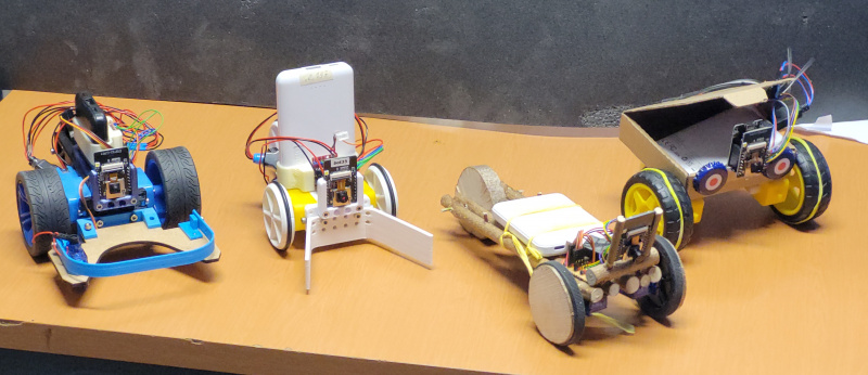 Datei:20260611 190916 cropped fpv-bot evolution.jpg