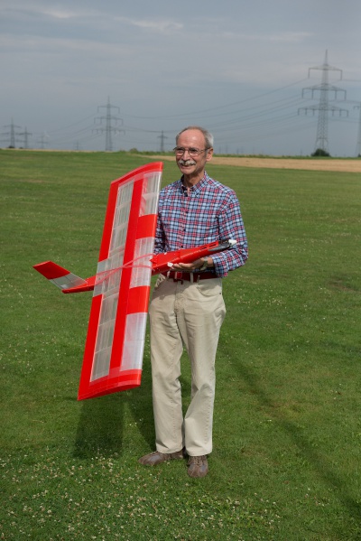 Datei:PLA Flieger01.jpg